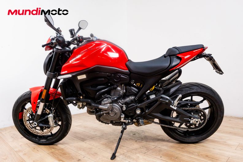 Motorbike image 5