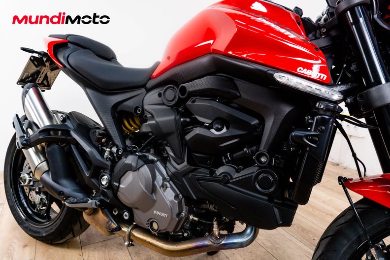 Motorbike image 4