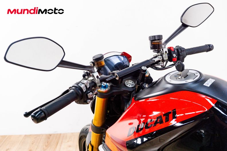 Motorbike image 10