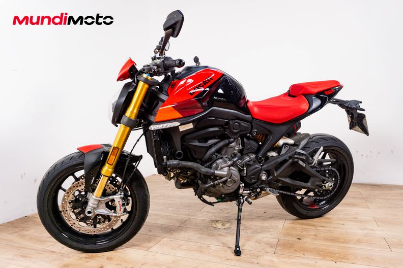 Motorbike image 6