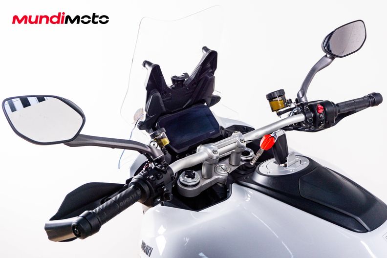 Motorbike image 10
