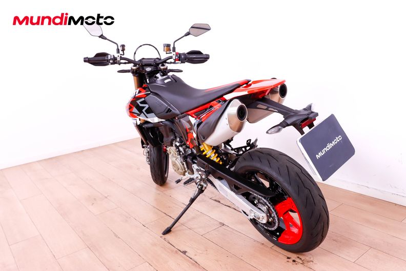 Motorbike image 6