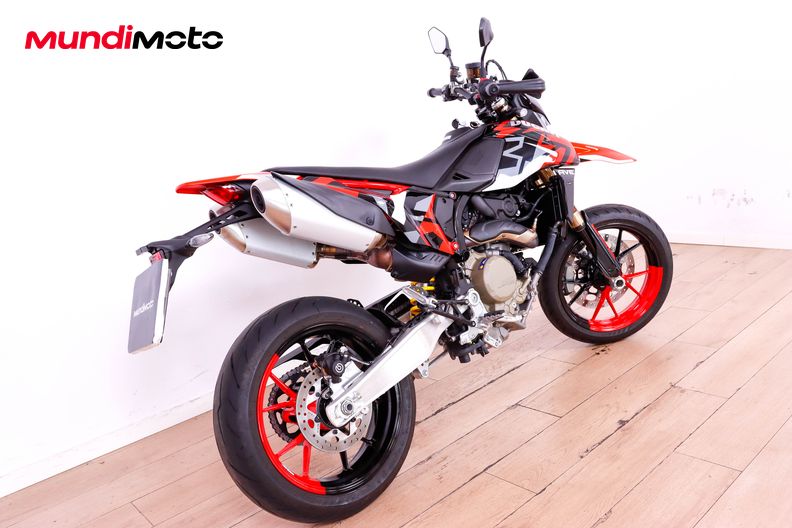 Motorbike image 2