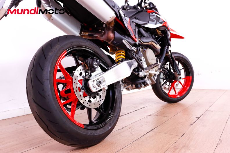 Motorbike image 3
