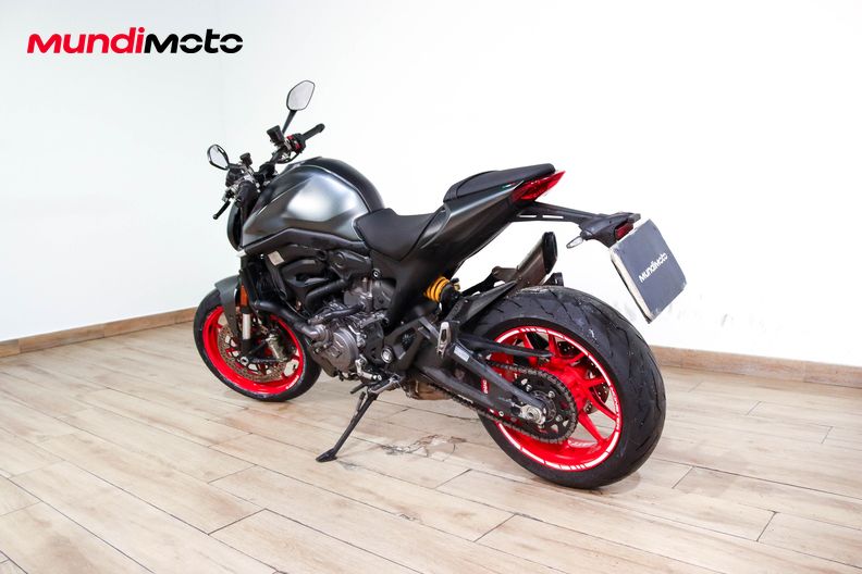 Motorbike image 6