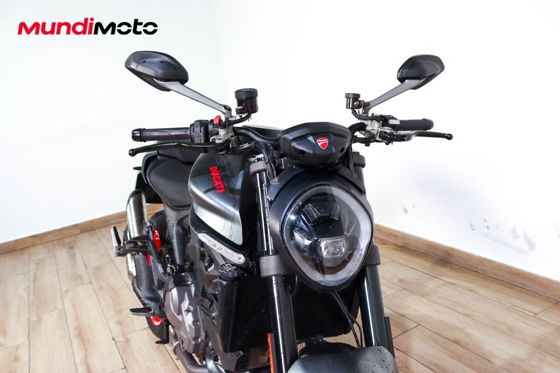Motorbike image 4