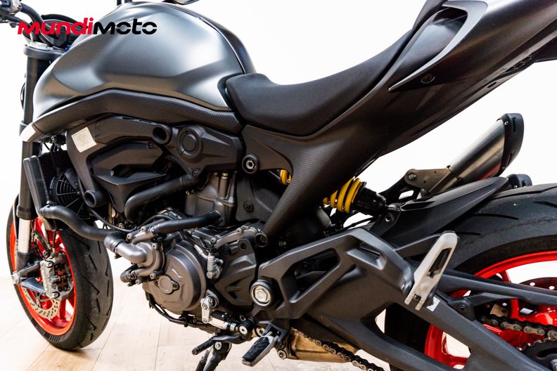 Motorbike image 8