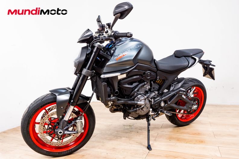 Motorbike image 6