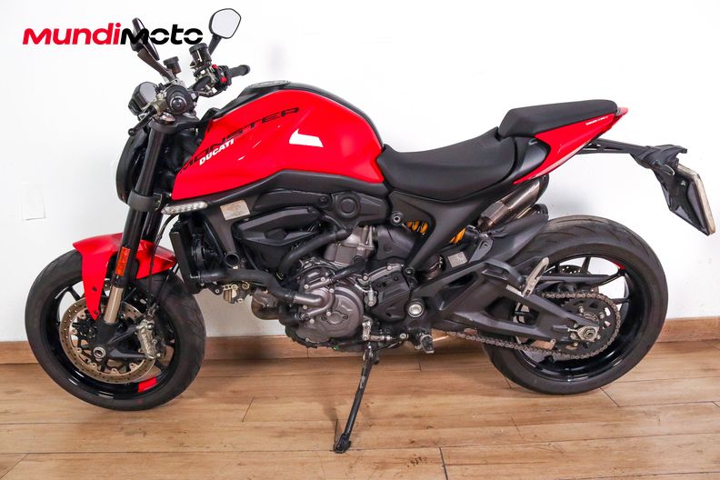 Motorbike image 5
