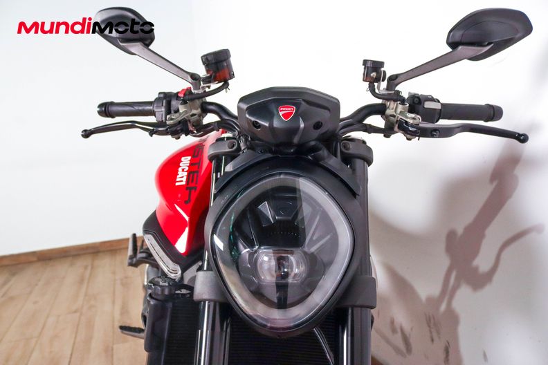 Motorbike image 4