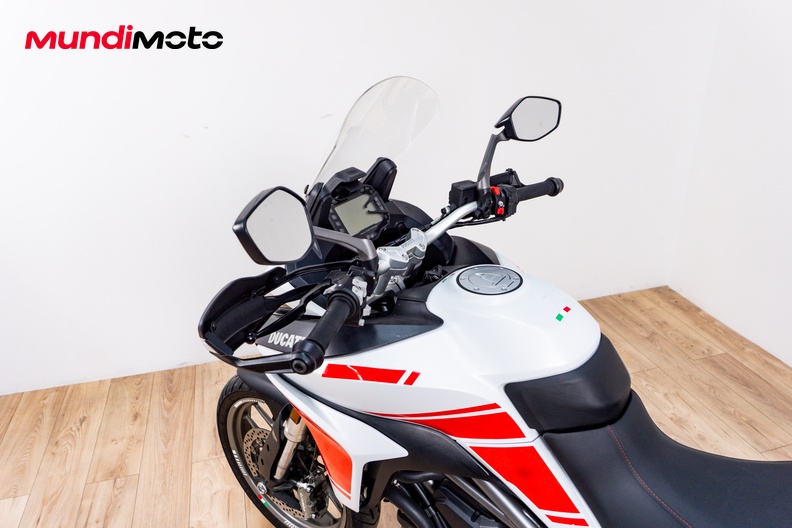 Motorbike image 10