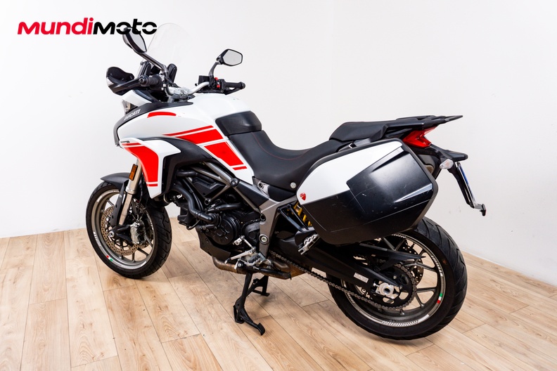 Motorbike image 7