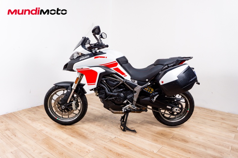 Motorbike image 5