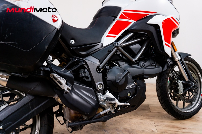 Motorbike image 3