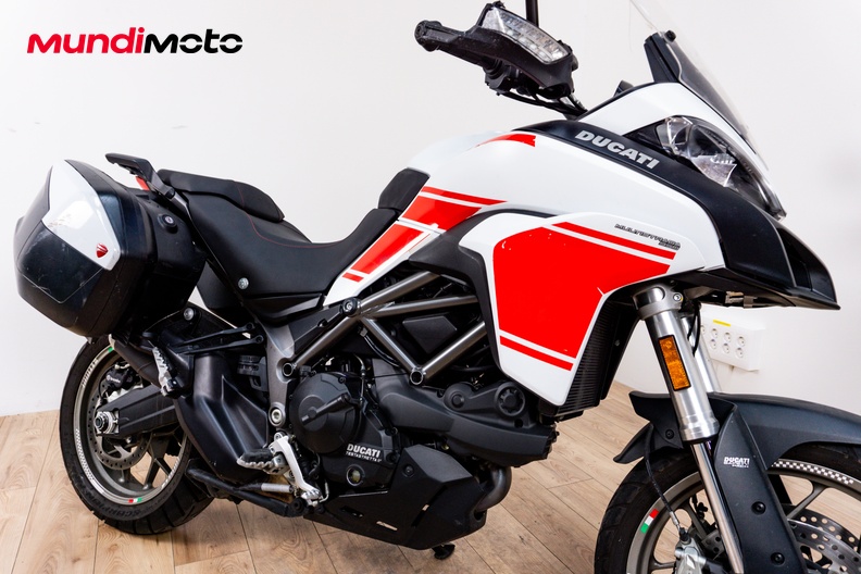 Motorbike image 4