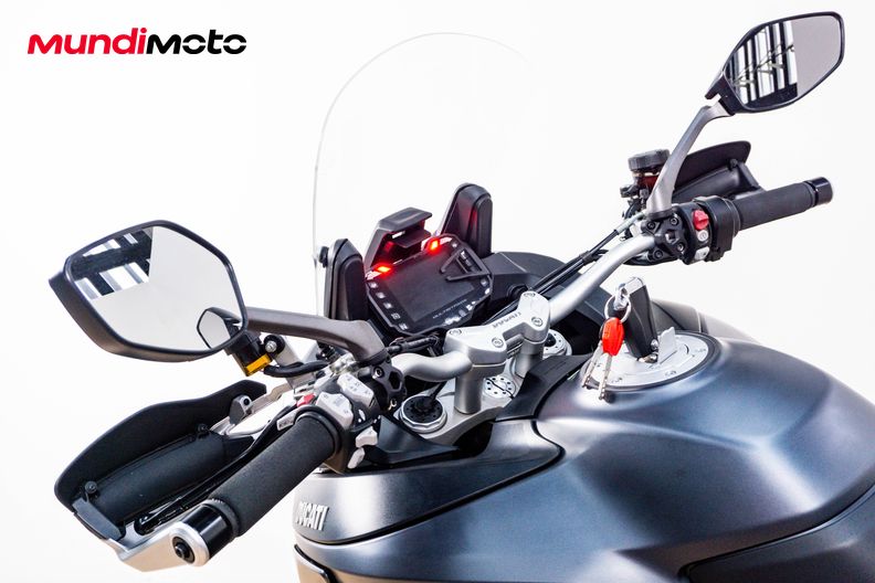 Motorbike image 10