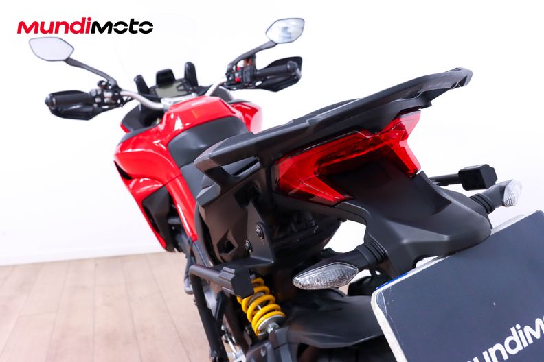 Motorbike image 9