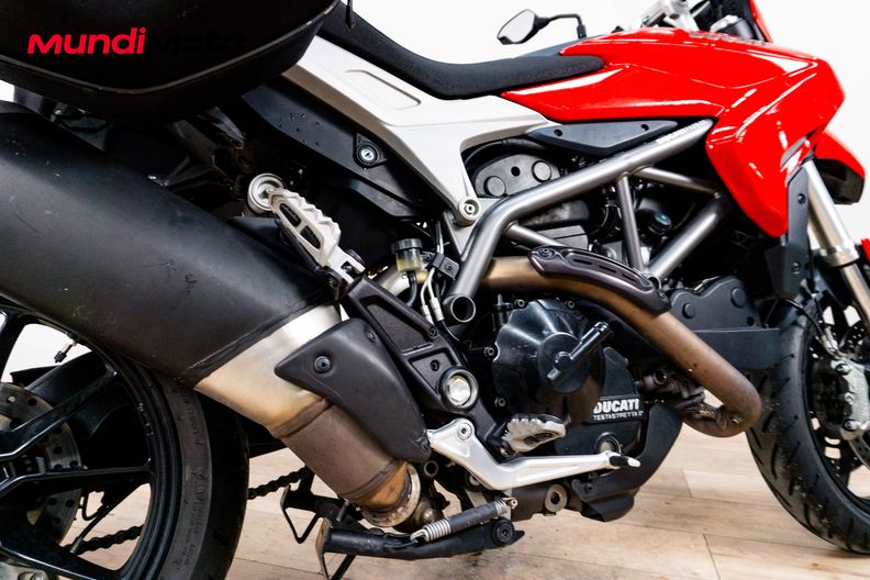 Motorbike image 3