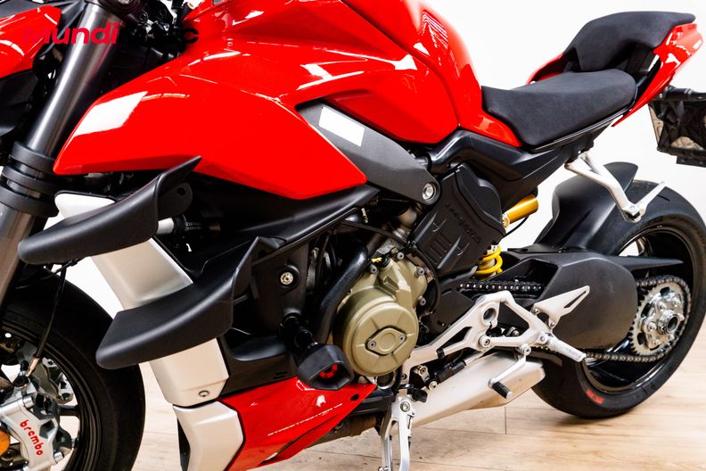 Motorbike image 9