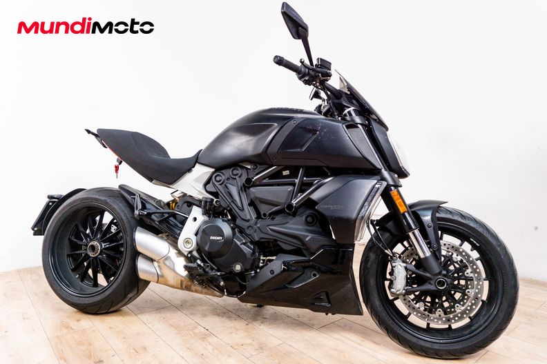 Motorbike image 1