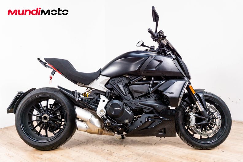 Motorbike image 0