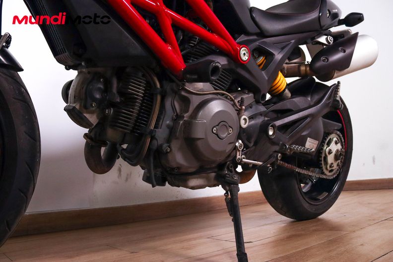 Motorbike image 8