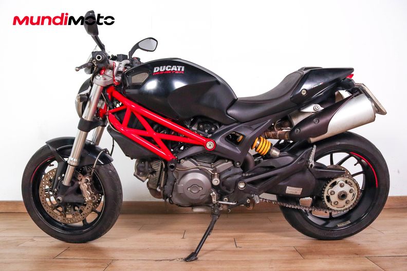 Motorbike image 5