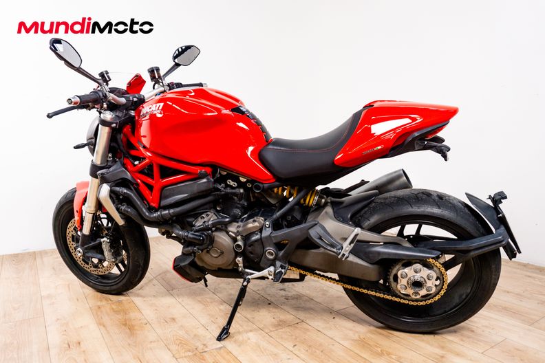 Motorbike image 7