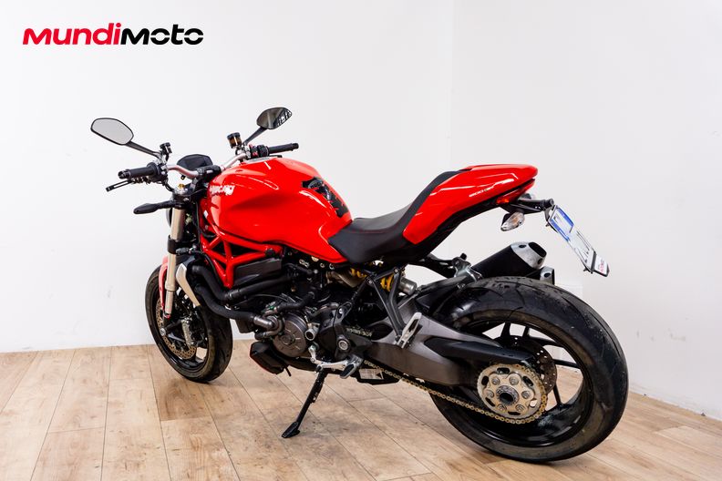 Motorbike image 7