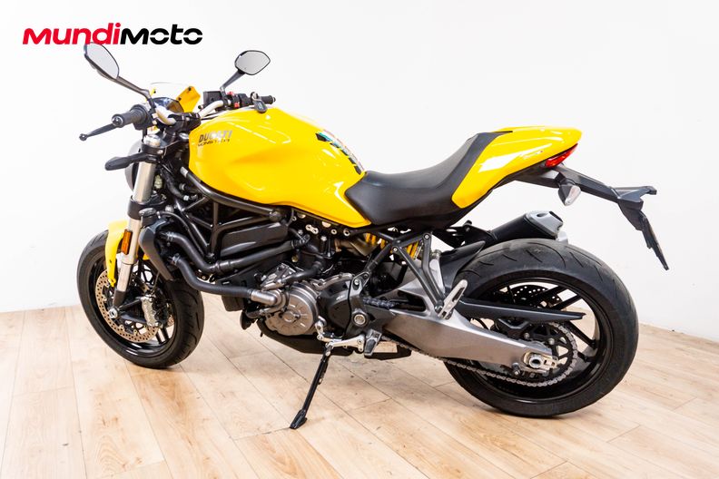 Motorbike image 7