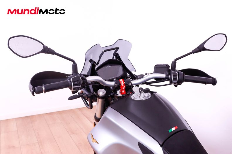 Motorbike image 10
