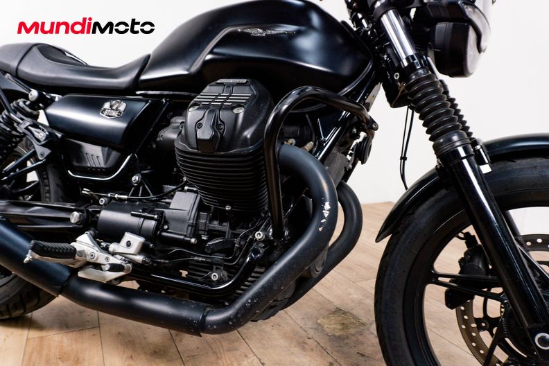 Motorbike image 4