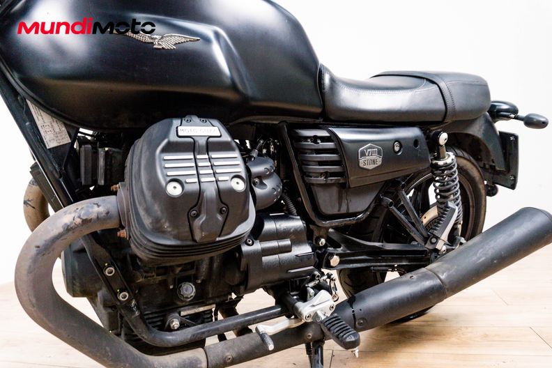 Motorbike image 9