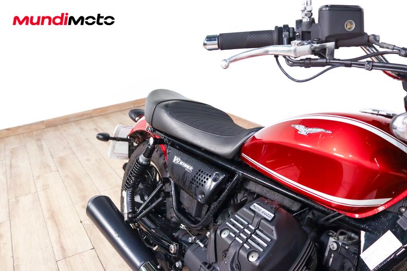 Motorbike image 13