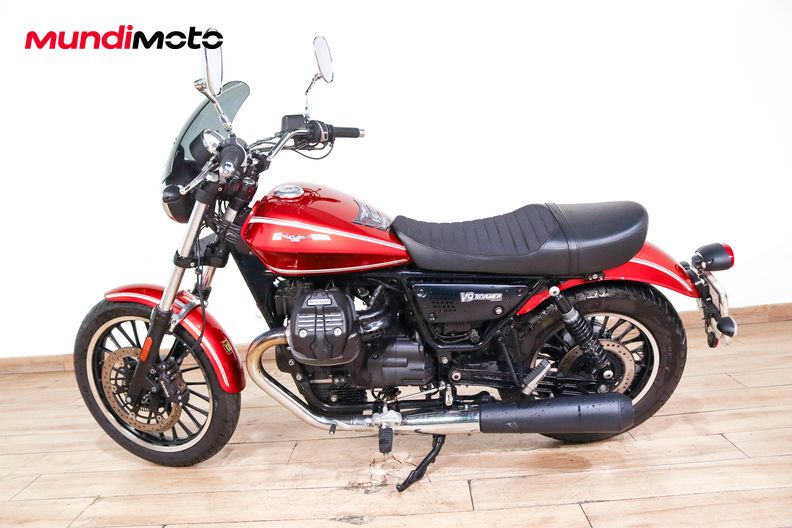 Motorbike image 5
