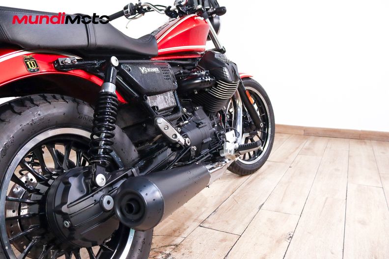 Motorbike image 3