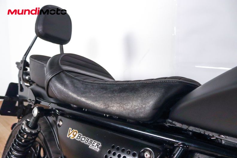 Motorbike image 12