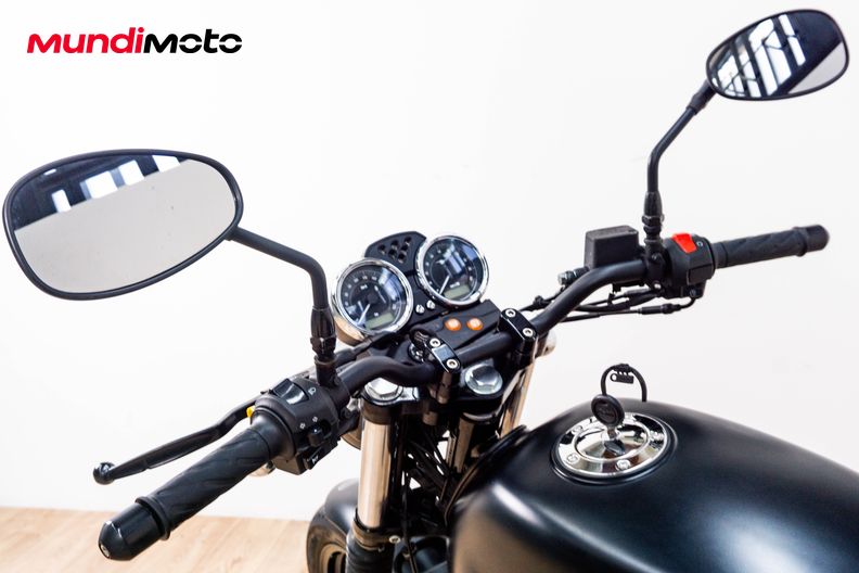 Motorbike image 10