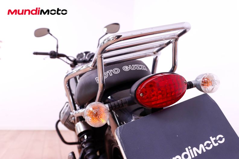 Motorbike image 9