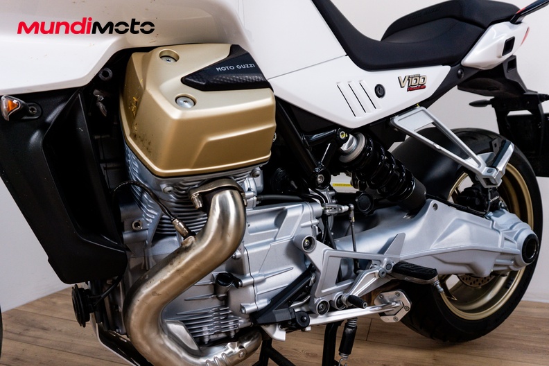 Motorbike image 9