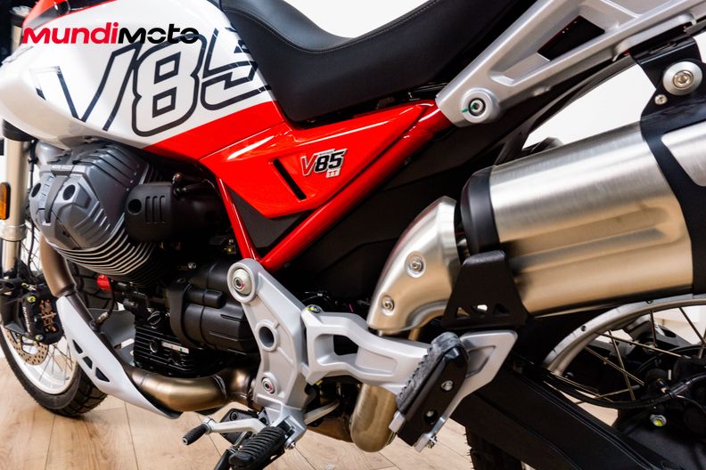 Motorbike image 8