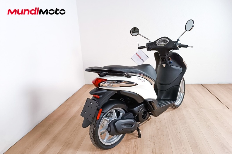 Motorbike image 2